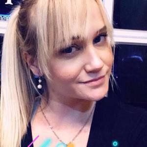 Meet your Posher, Christa